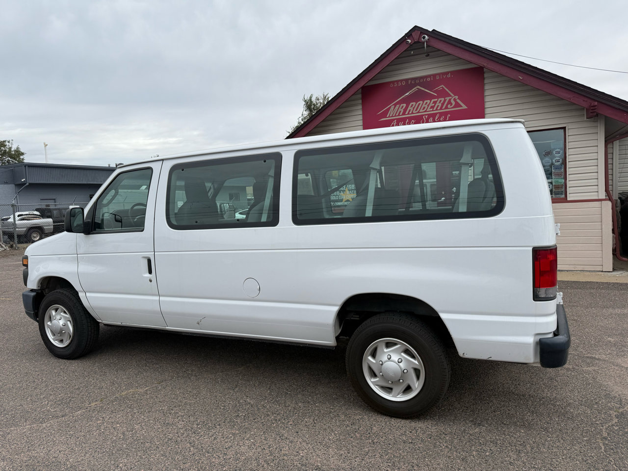 Used 2013 Ford E-350 and Econoline 350 XL image 6