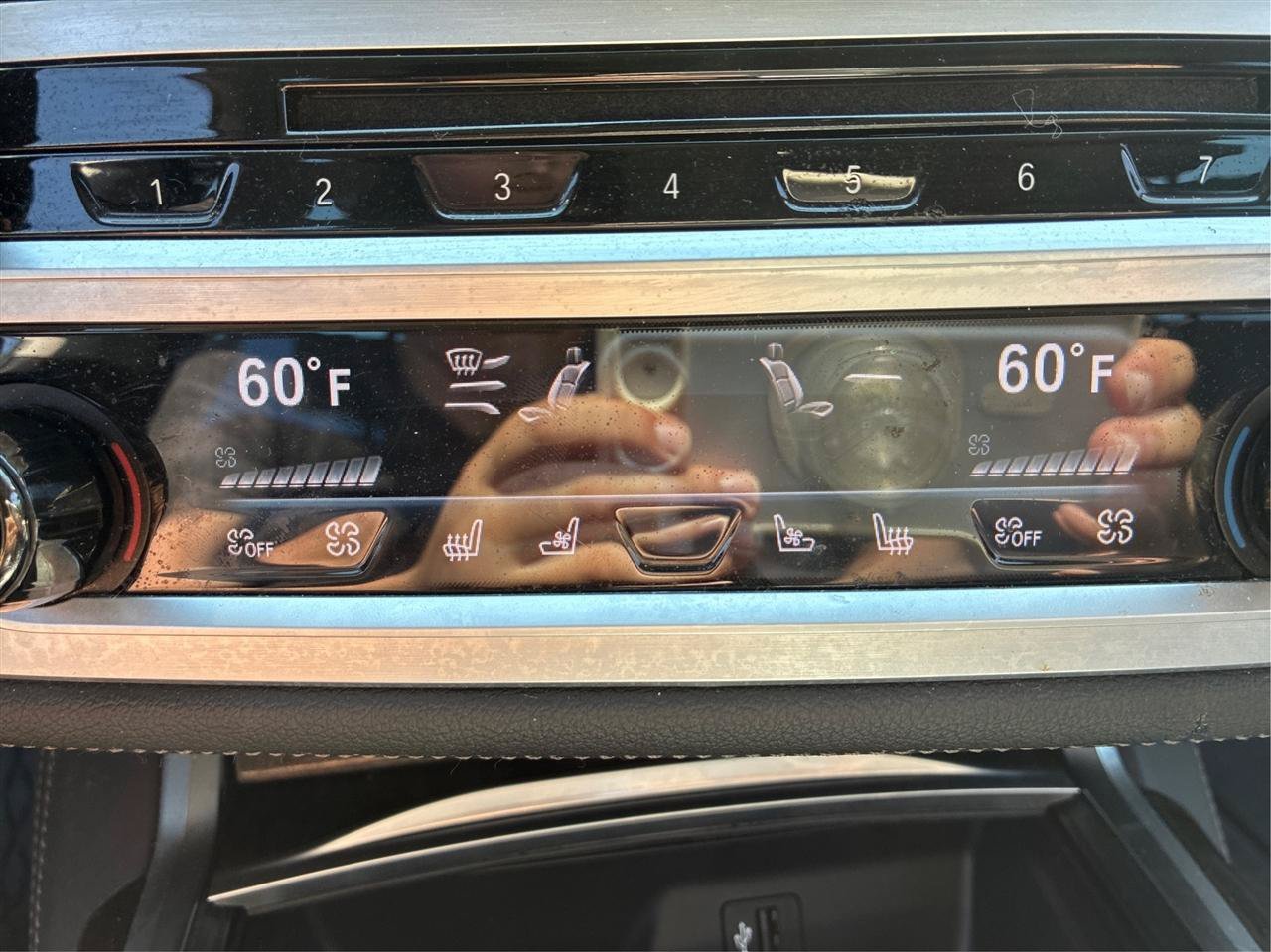 Used 2019 BMW 740i xDrive w/ Executive Package AWD/4WD image 48