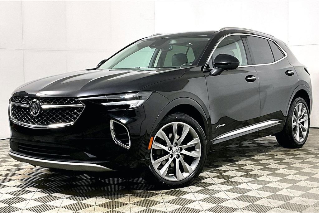 Used 2022 Buick Envision Avenir w/ Safety Package image 2