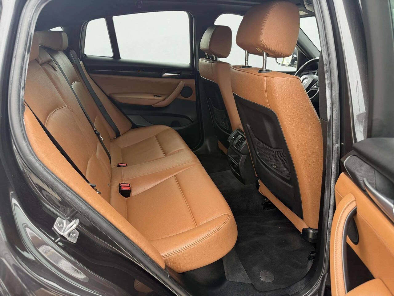 Used 2018 BMW X4 xDrive28i AWD/4WD image 13