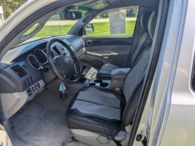 Used 2010 Toyota Tacoma 4x4 Access Cab image 13