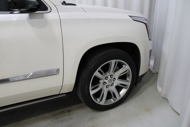 Used 2015 Cadillac Escalade ESV Premium AWD/4WD image 37