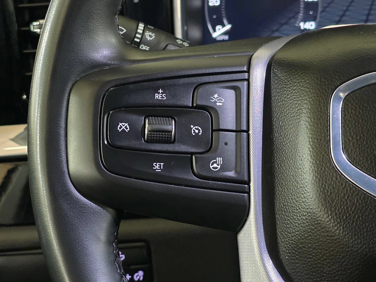 Used 2024 GMC Sierra 1500 SLE RWD image 32