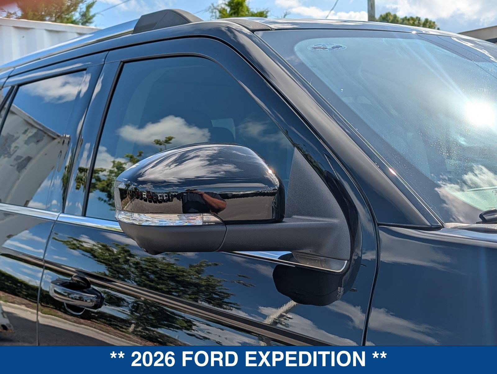 New 2026 Ford Expedition Platinum w/ Platinum Ultimate Package AWD/4WD image 12