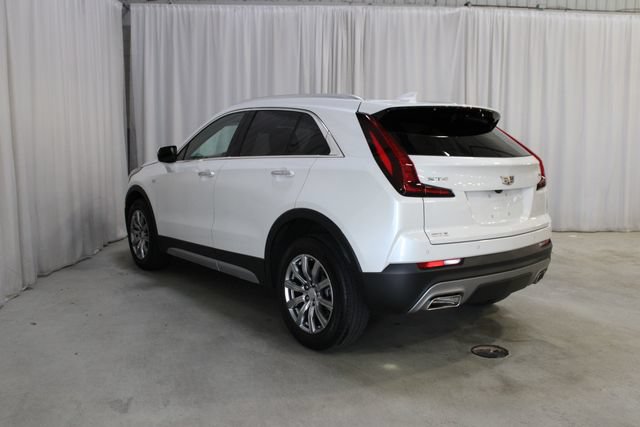 Used 2023 Cadillac XT4 Premium Luxury w/ Cold Weather Package FWD image 32