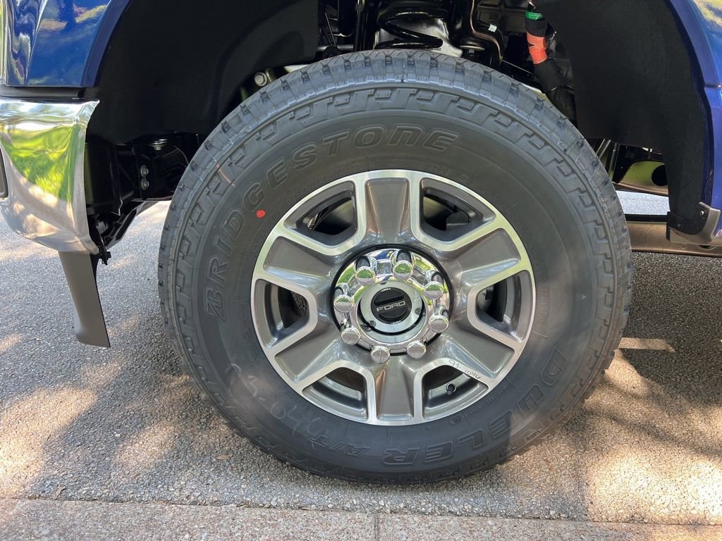New 2026 Ford F250 Lariat w/ FX4 Off-Road Package image 46