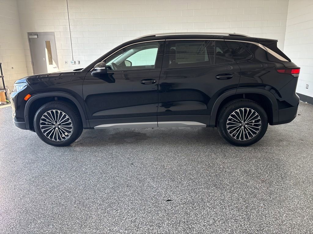 New 2026 Volkswagen Tiguan S AWD/4WD image 2