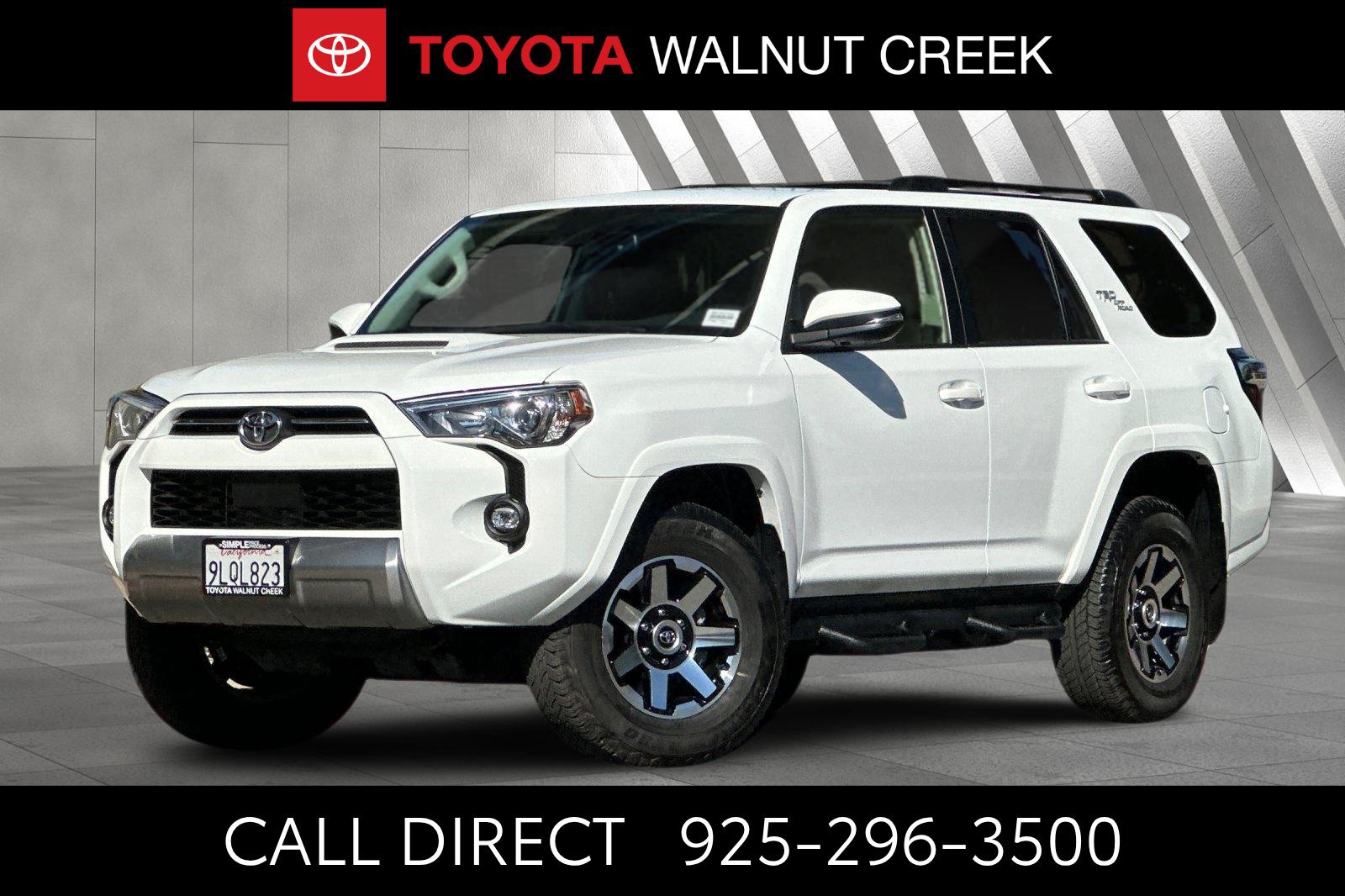 Certified 2024 Toyota 4Runner TRD Off-Road Premium AWD/4WD image 1