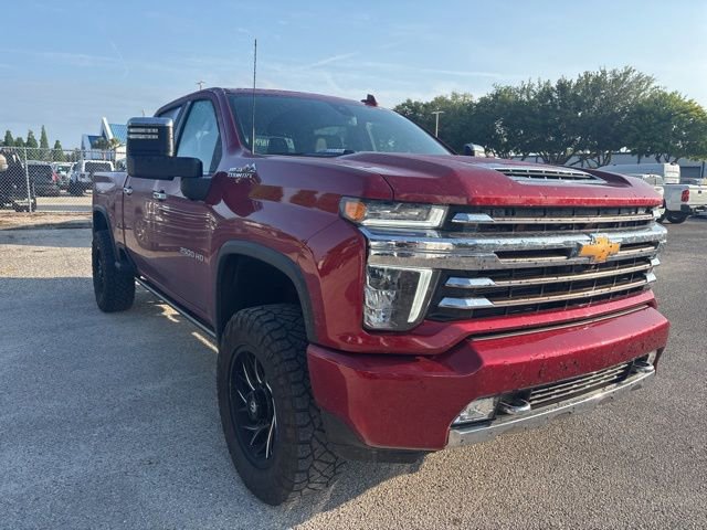 Used 2023 Chevrolet Silverado 2500 High Country w/ Safety Package II AWD/4WD image 3