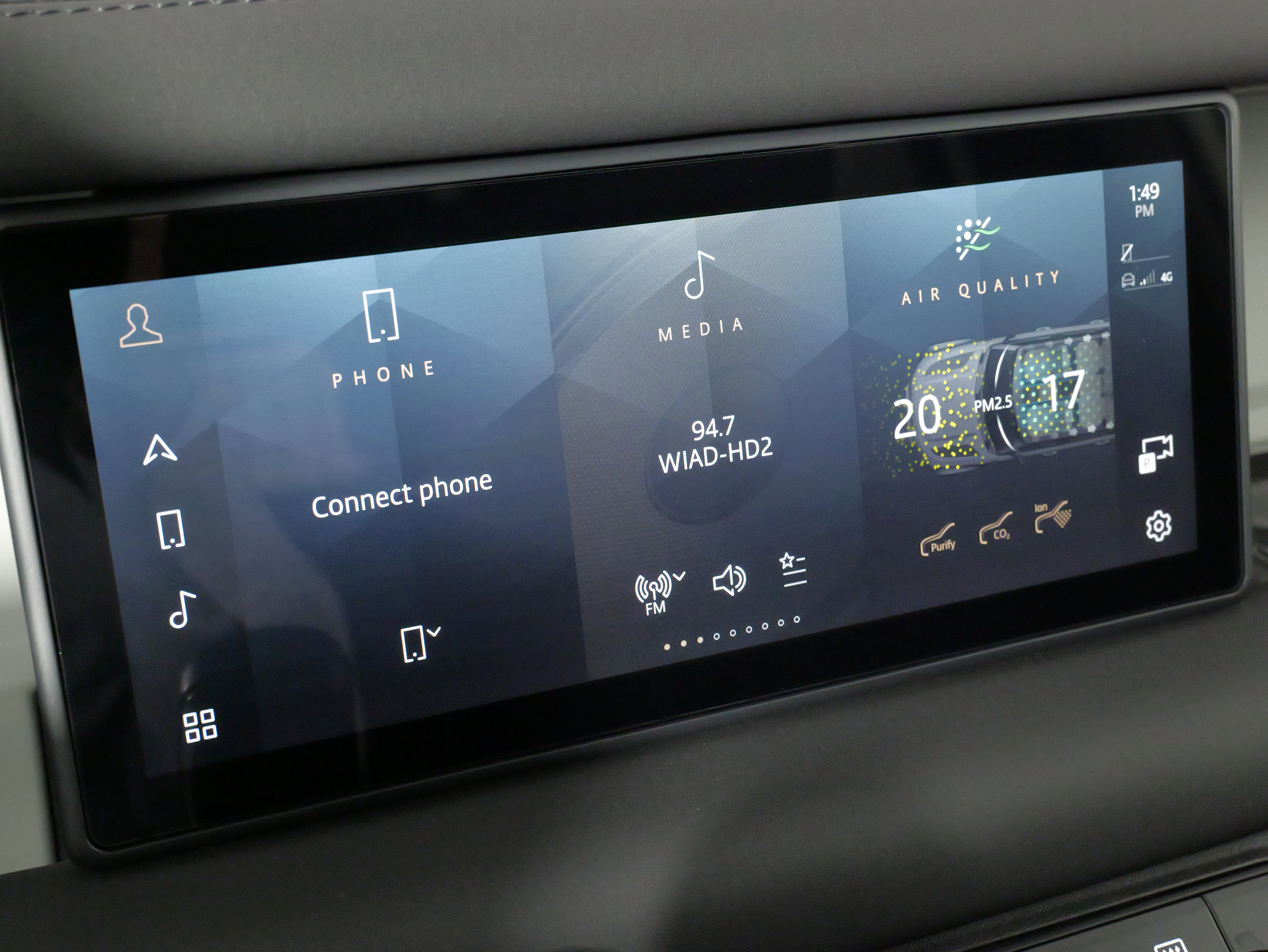 Used 2024 Land Rover Defender 110 S image 47