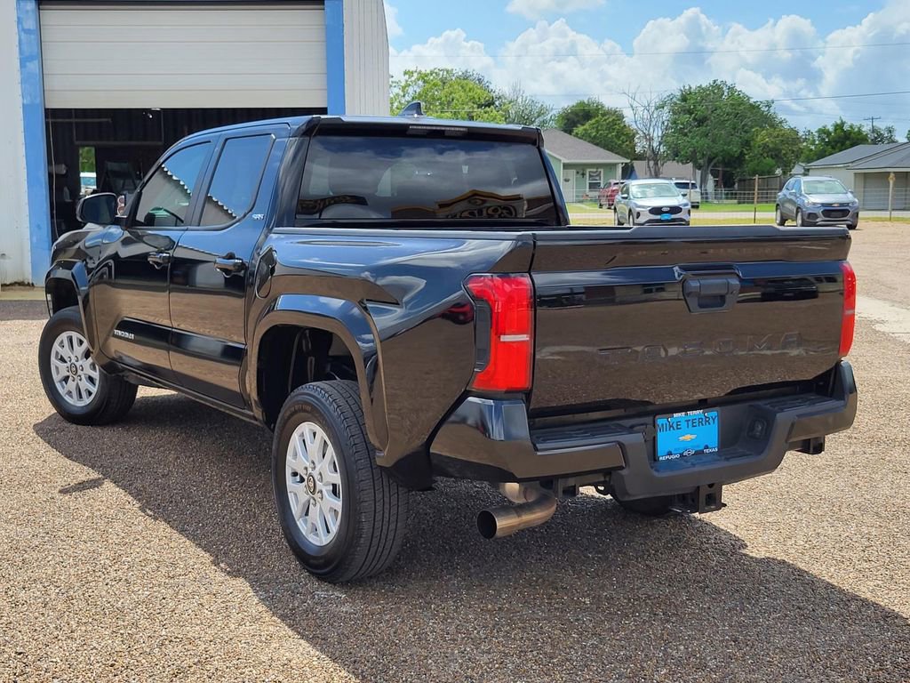 Used 2024 Toyota Tacoma SR5 image 5