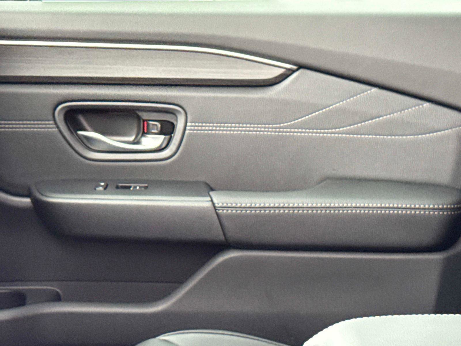 New 2026 Honda Pilot Touring image 23