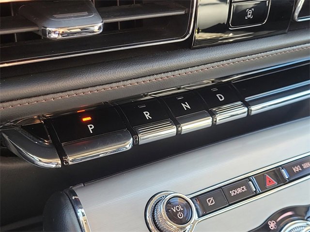 Certified 2024 Lincoln Aviator 2WD w/ Premium Package image 20