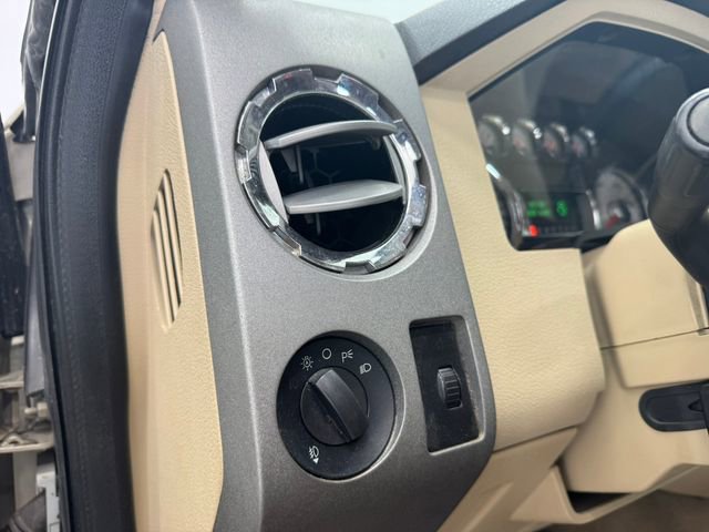 Used 2010 Ford F350 Lariat image 36
