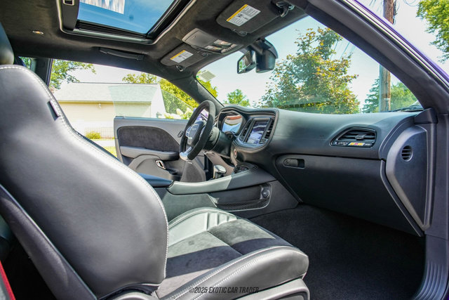 Used 2023 Dodge Challenger SRT Hellcat Redeye RWD image 27