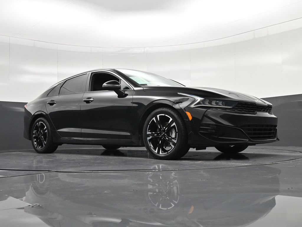 Used 2022 Kia K5 GT-Line AWD/4WD image 32