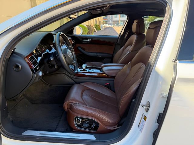 Used 2011 Audi A8 L 4.2 image 30