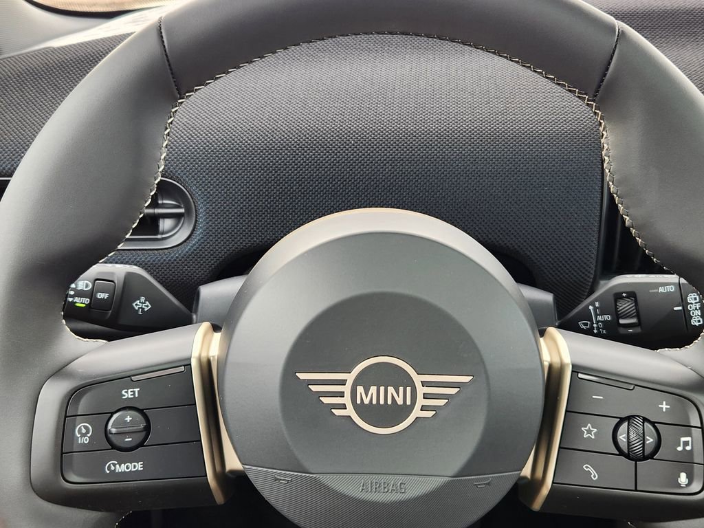 New 2026 MINI Cooper 4-Door Hardtop image 13