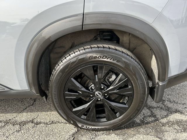 Certified 2023 Nissan Rogue SV w/ SV Premium Package image 11