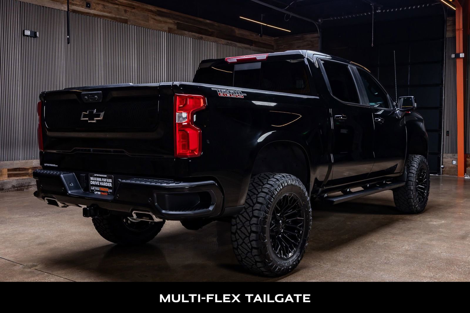Used 2026 Chevrolet Silverado 1500 LT Trail Boss w/ LT Trail Boss Premium Package AWD/4WD image 10