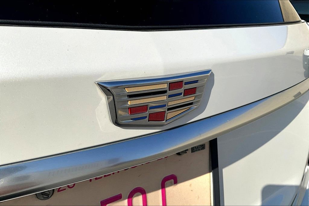 Used 2024 Cadillac XT6 Luxury w/ LPO, Floor Liner Package image 32