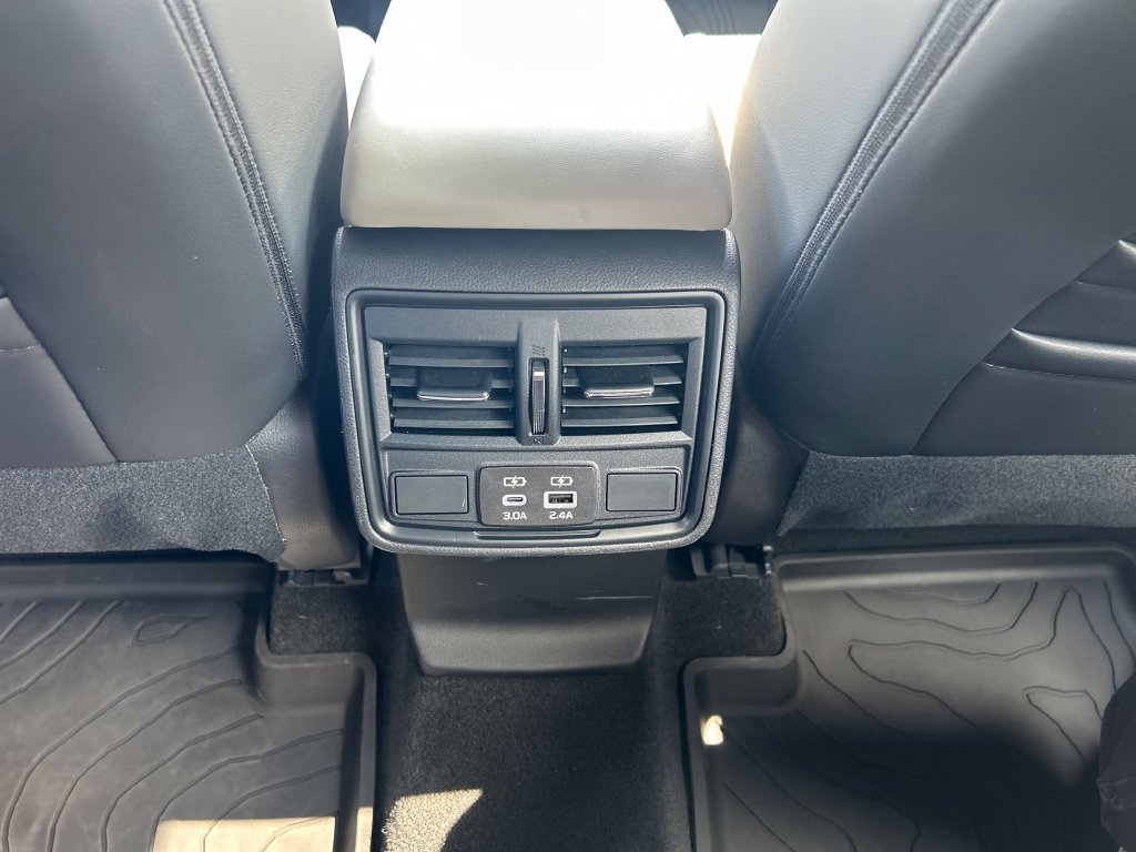 Used 2026 Subaru Forester Premium AWD/4WD image 30