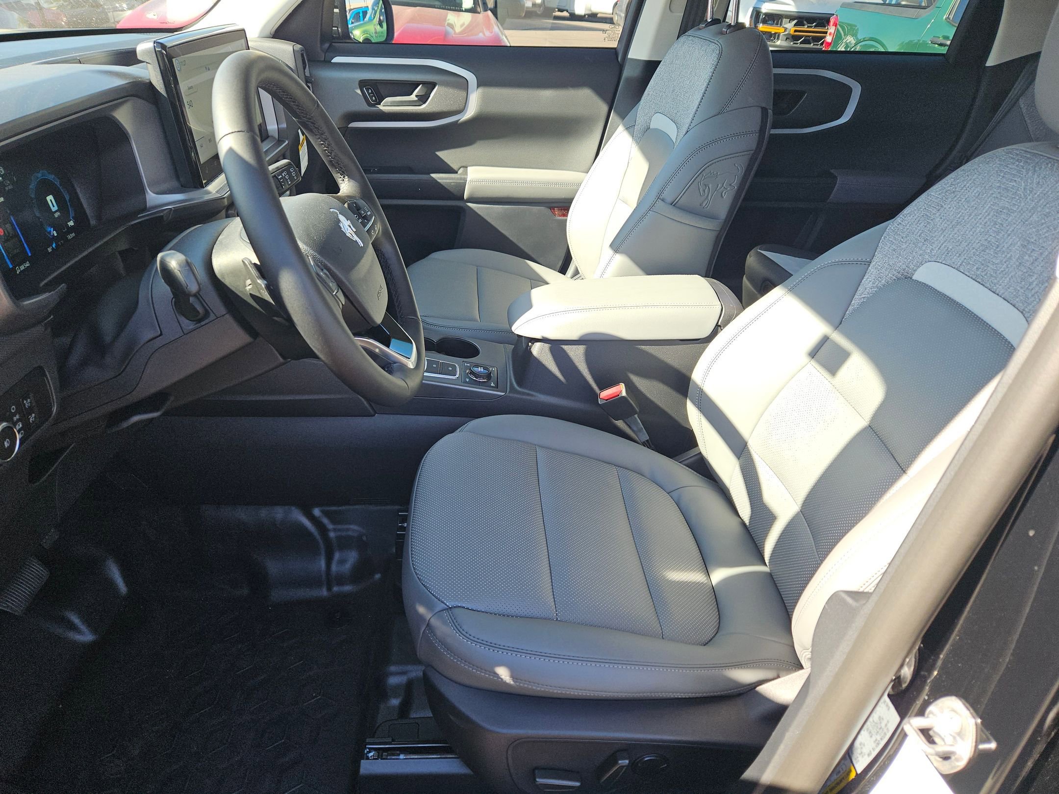 New 2025 Ford Bronco Sport Badlands image 13