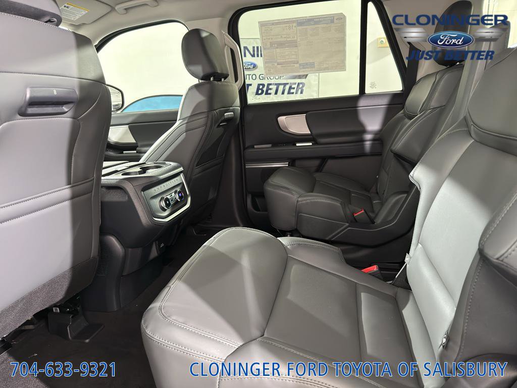 New 2026 Ford Expedition Max Active image 17