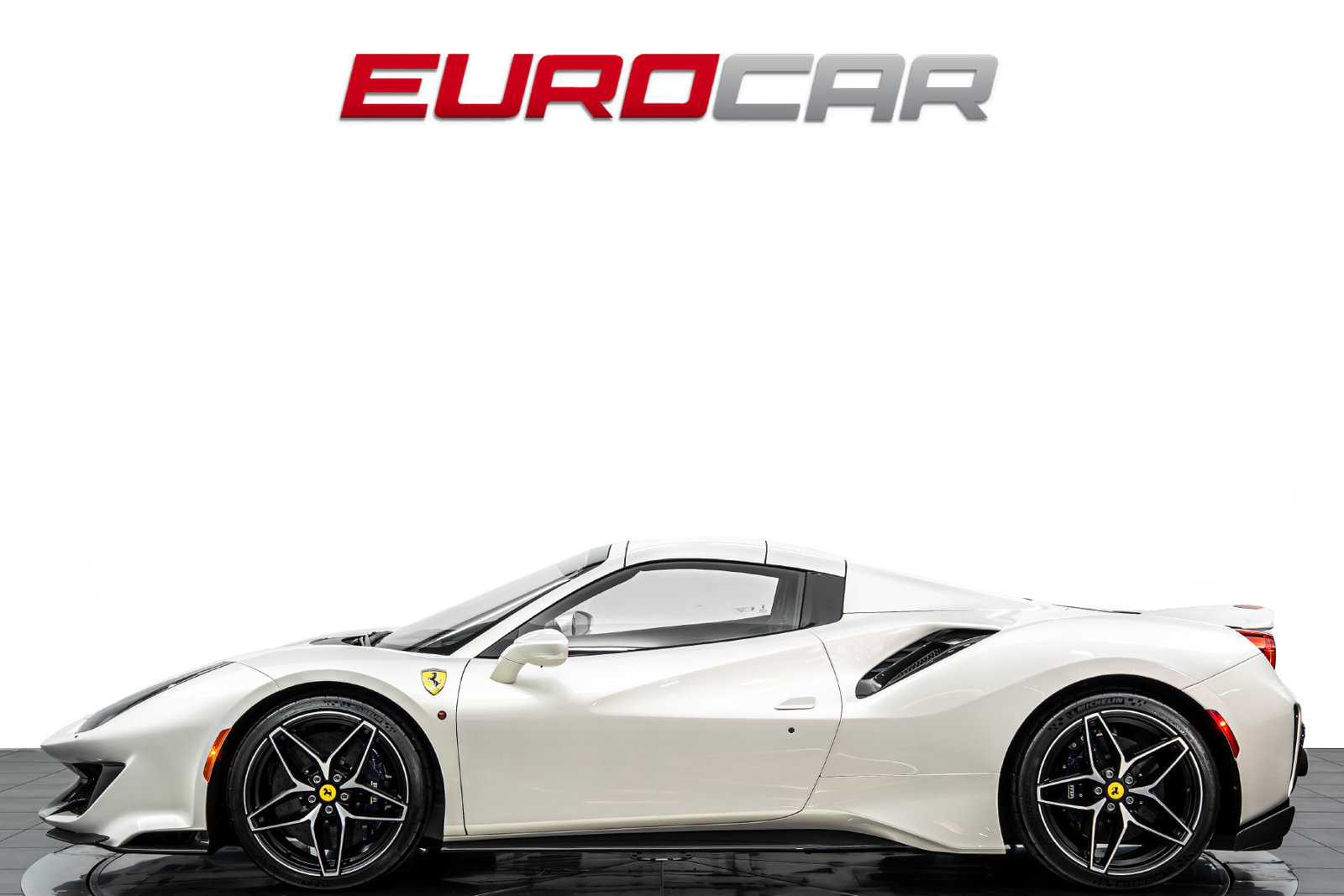 Used 2020 Ferrari 488 Pista Spider RWD image 3
