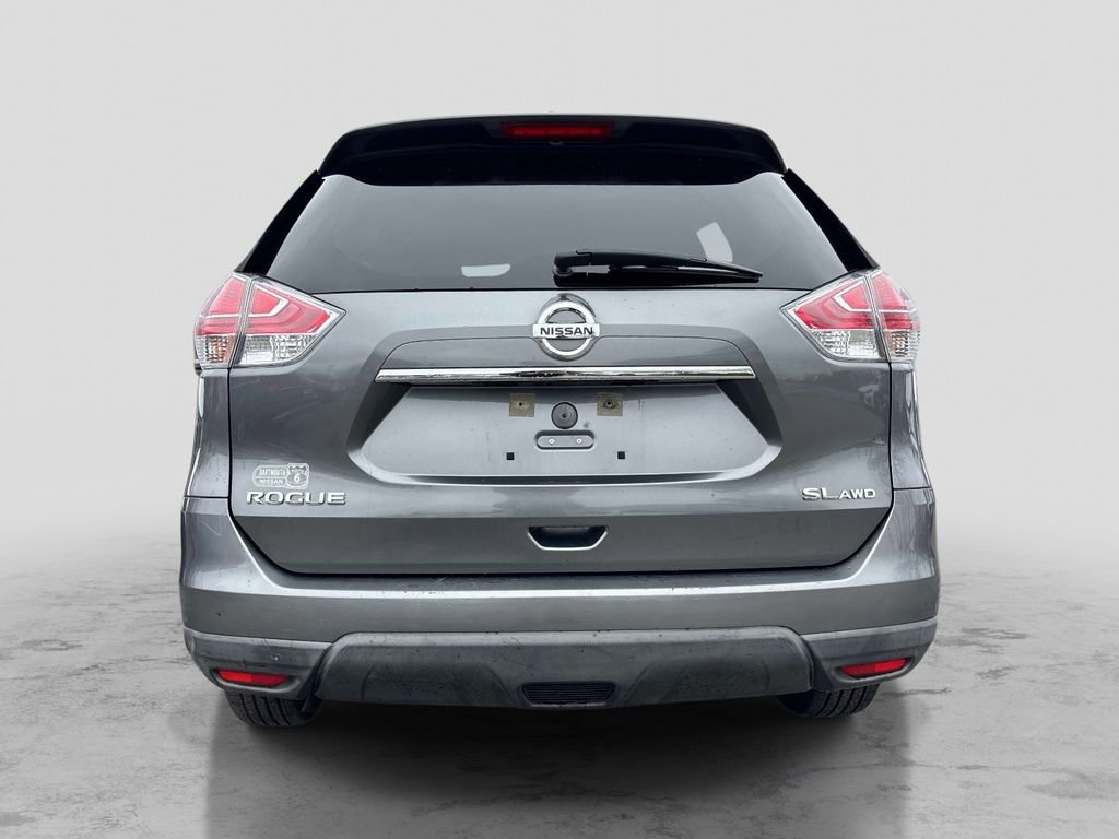 Used 2016 Nissan Rogue SL image 3