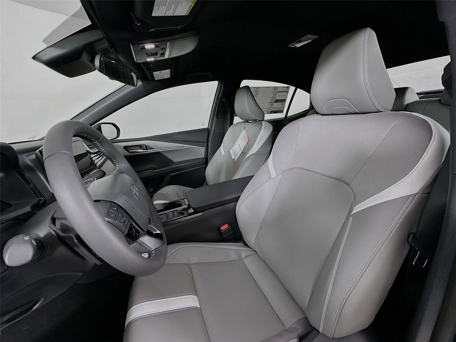 New 2026 Toyota Camry SE image 18