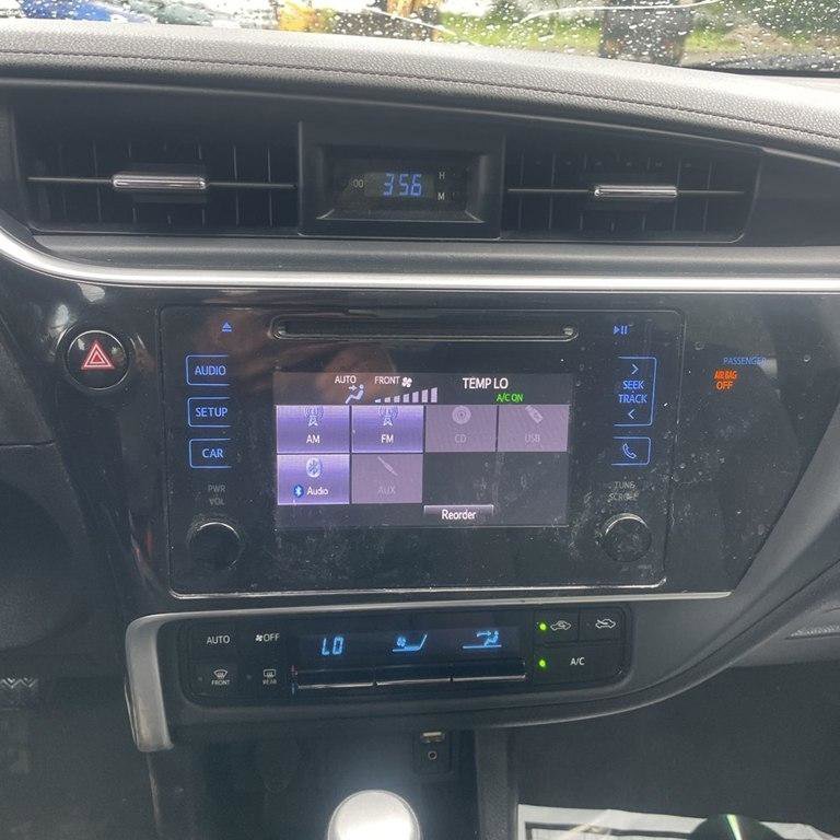 Used 2018 Toyota Corolla LE FWD image 8
