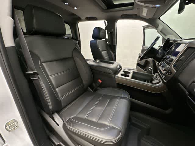 Used 2019 GMC Sierra 3500 Denali w/ Duramax Plus Package AWD/4WD image 22