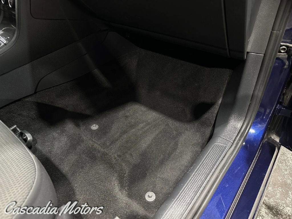 Used 2019 Volkswagen e-Golf SE w/ Driver Assistance Package image 25