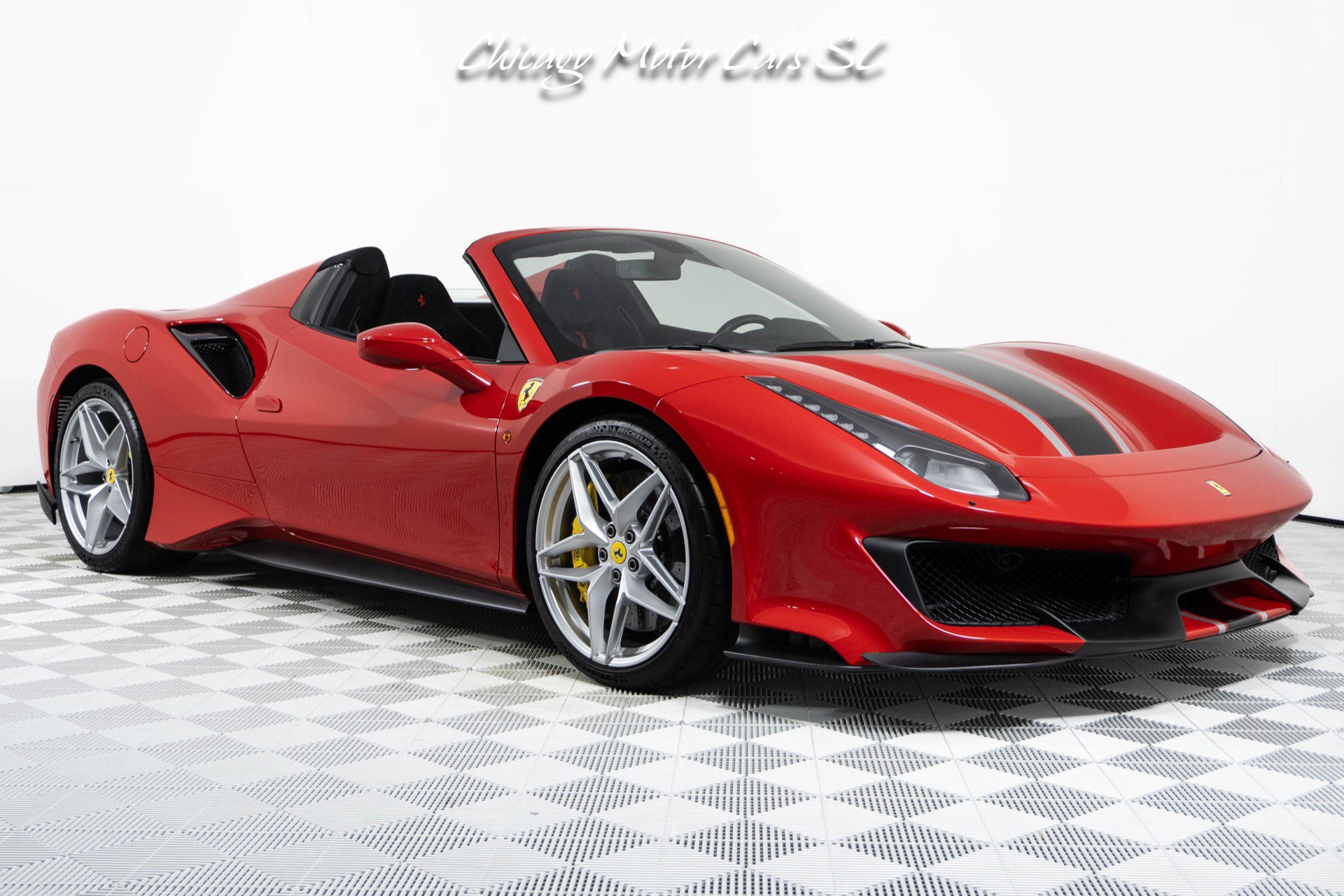 Used 2020 Ferrari 488 Pista Spider RWD image 12