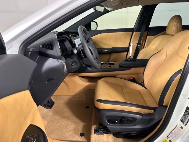 Used 2025 Lexus RZ 450e image 11