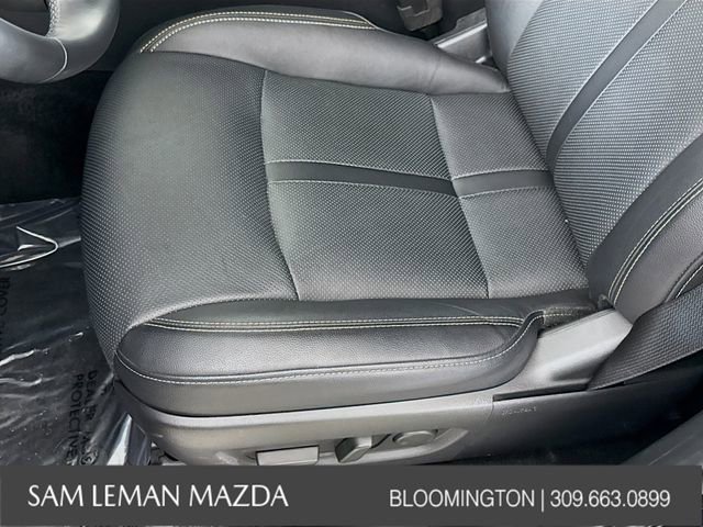 Used 2024 MAZDA CX-90 Plug-In Hybrid w/ Preferred AWD/4WD image 18