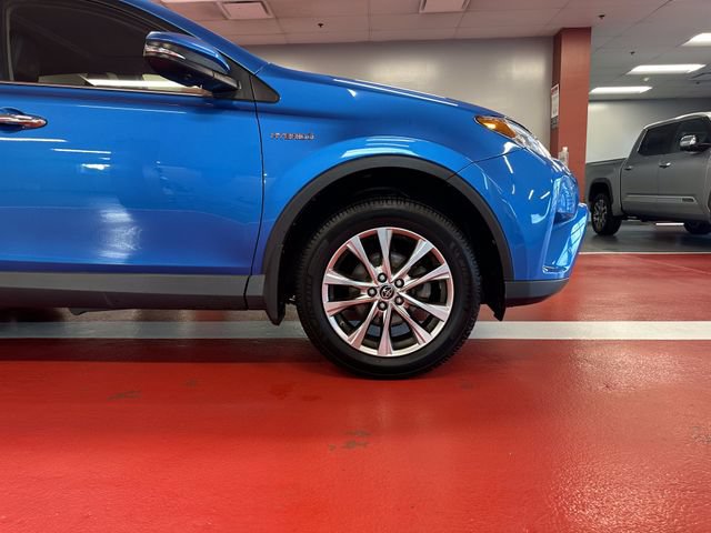 Certified 2016 Toyota RAV4 Limited w/ Advanced Technology Package AWD/4WD image 31
