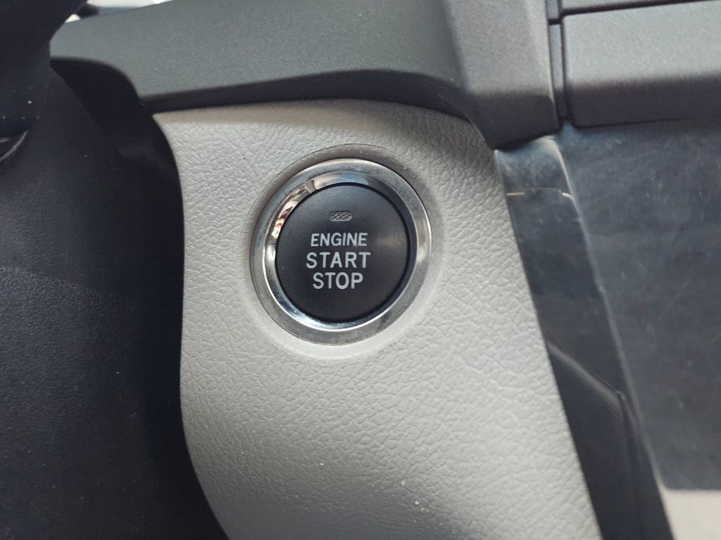 Used 2017 Toyota Sienna XLE w/ XLE Navigation Package FWD image 36