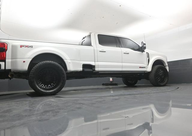Used 2024 Ford F450 Limited w/ FX4 Off-Road Package AWD/4WD image 39