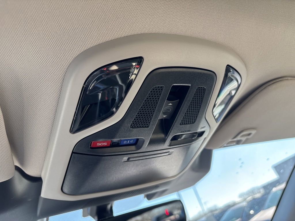 Certified 2025 Subaru Outback Limited image 23