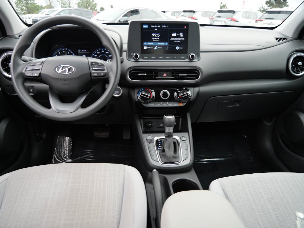 Used 2023 Hyundai Kona SEL AWD/4WD image 13