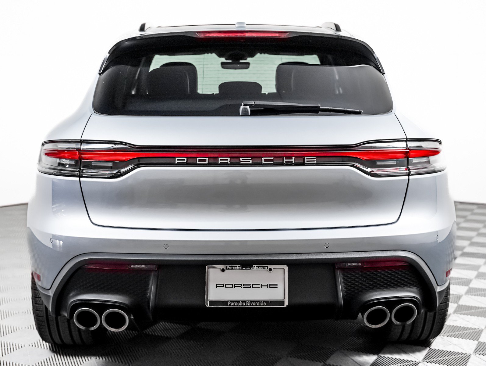 Certified 2026 Porsche Macan AWD/4WD image 11