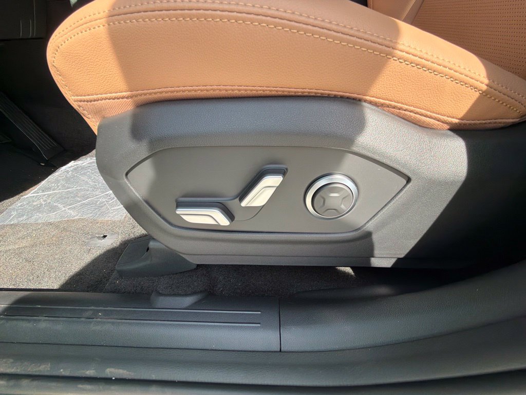 New 2027 Hyundai Santa Fe Limited AWD/4WD image 19