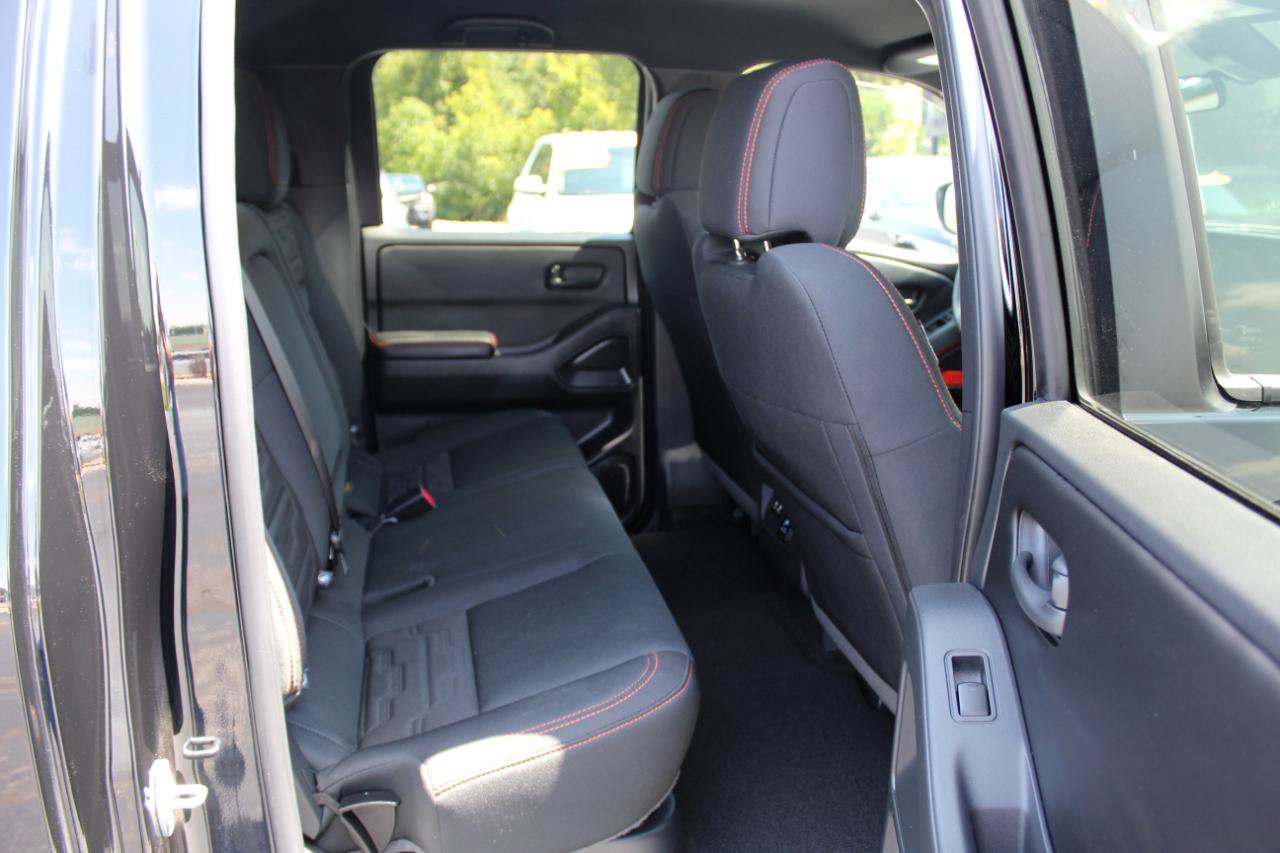 Used 2026 Nissan Frontier PRO-4X w/ Pro-4x Convenience Package AWD/4WD image 12