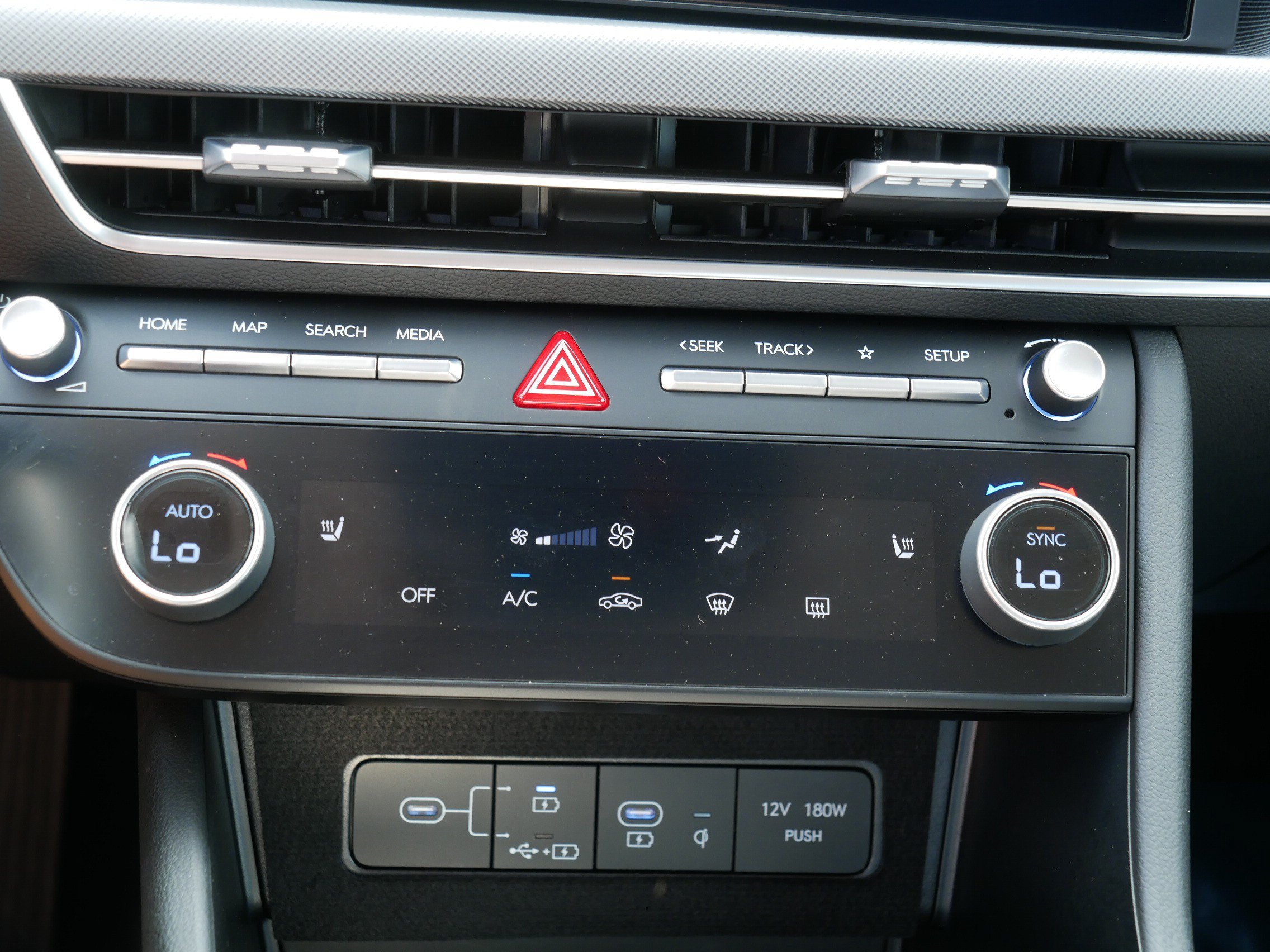 Certified 2026 Hyundai Sonata SEL AWD/4WD image 29