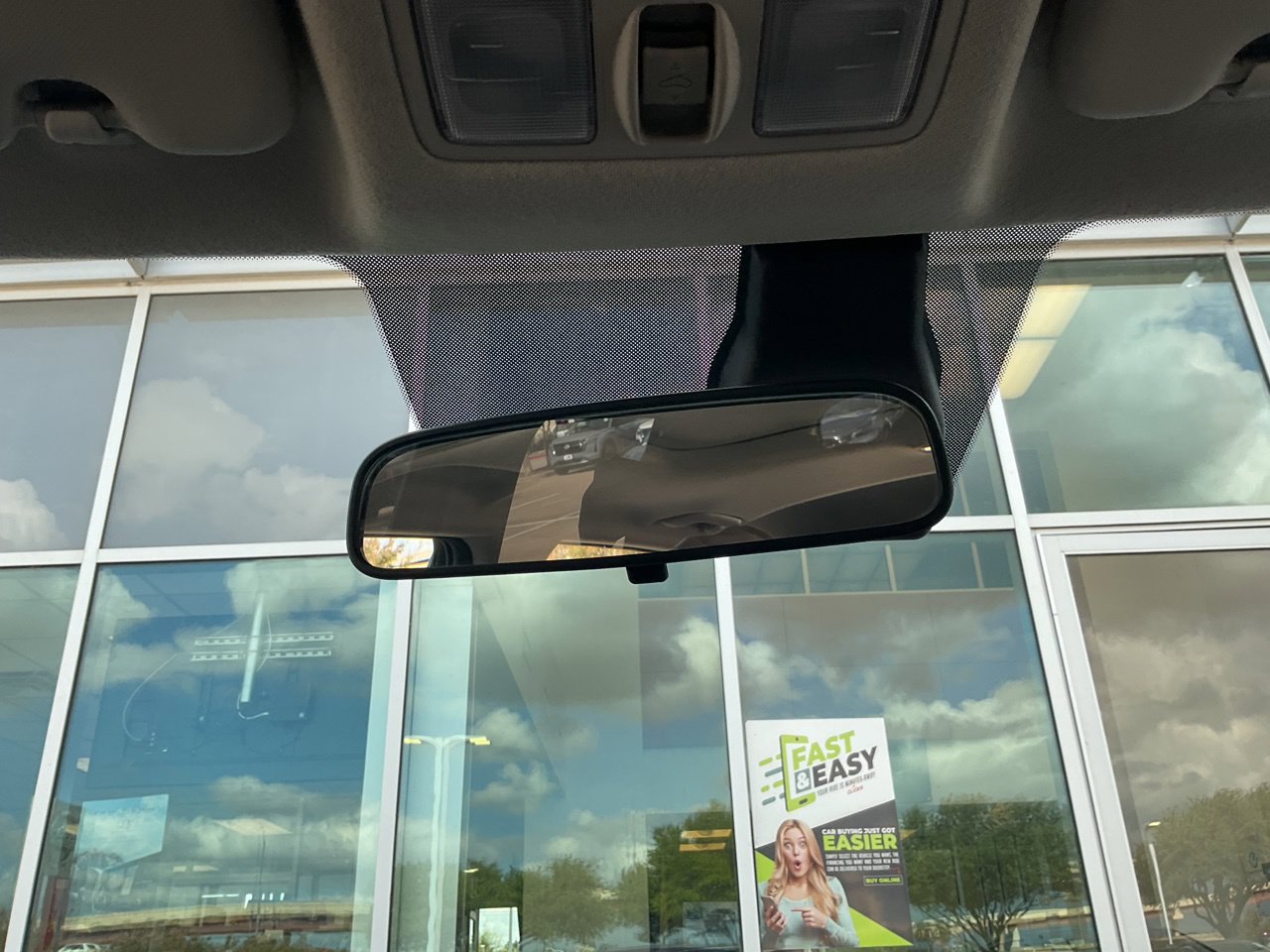 Used 2025 Hyundai Venue SEL FWD image 19