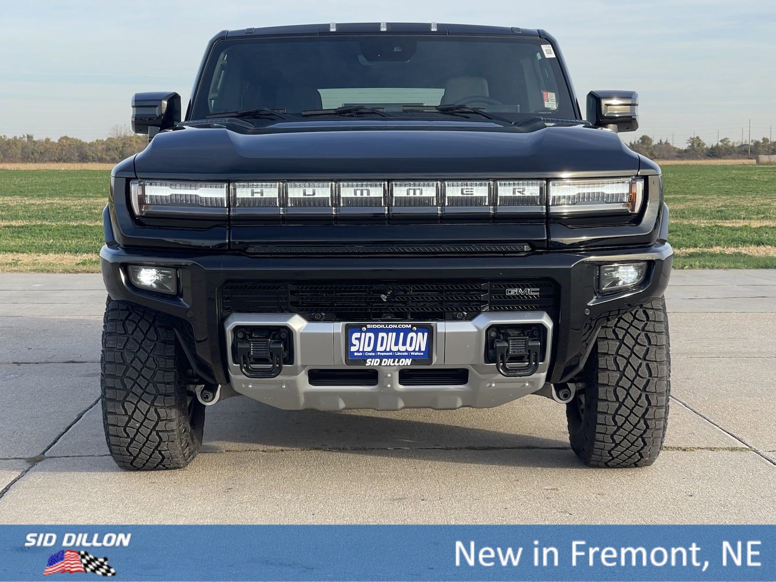 New 2025 GMC Hummer EV 3X w/ Extreme Off-Road Package image 2