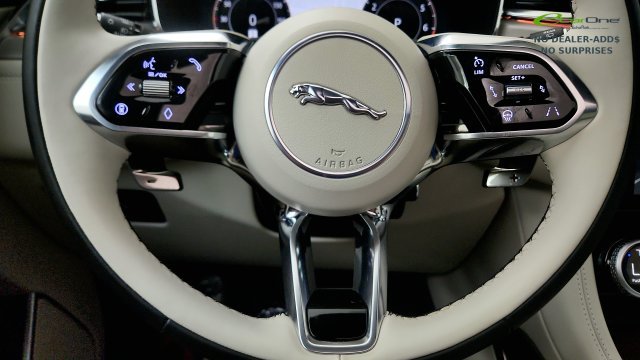 Used 2025 Jaguar F-PACE R-Dynamic S AWD/4WD image 63