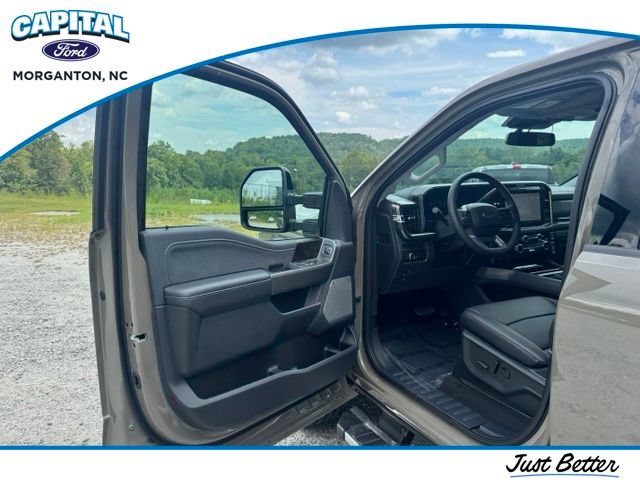 New 2026 Ford F250 Lariat w/ FX4 Off-Road Package AWD/4WD image 11
